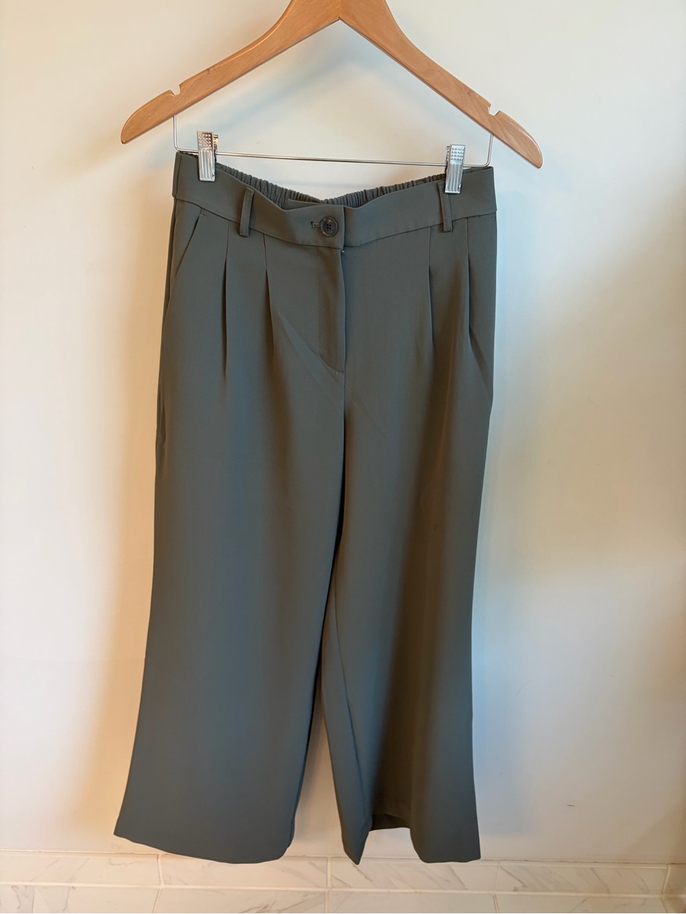 LOFT Versa Olive Wide-Leg Pants - 6P